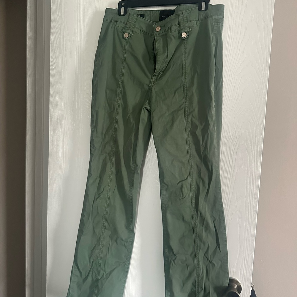Boohoo women's Olive Green boot cut